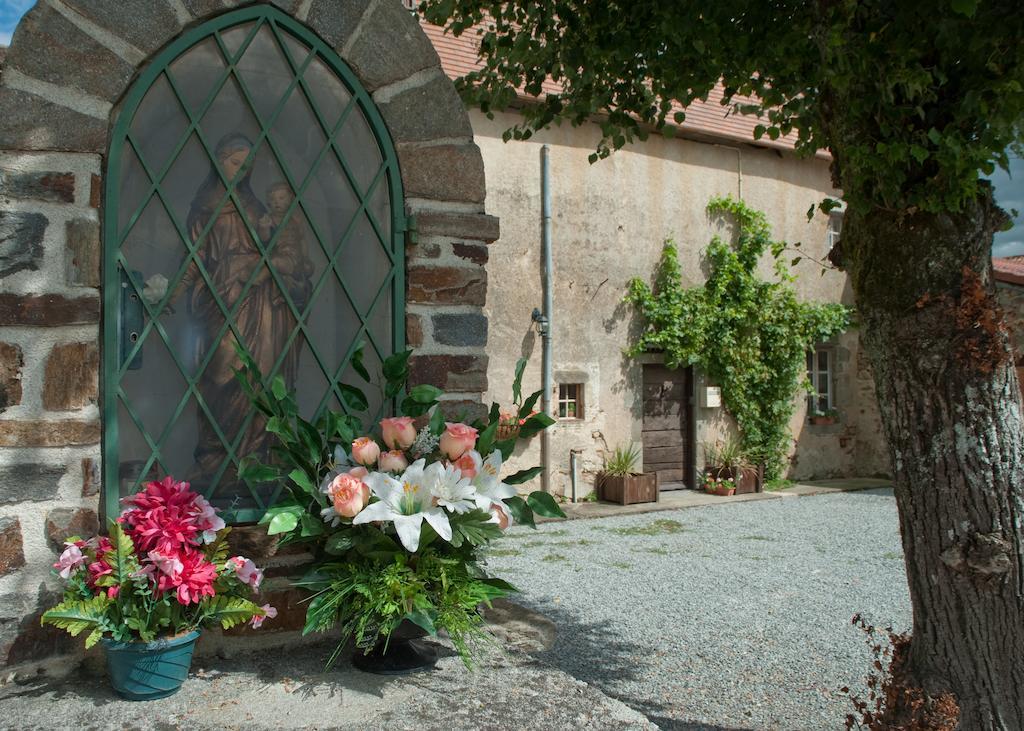 L'Ancien Presbytere Chambres D'Hote Ou Gite Le Dorat Εξωτερικό φωτογραφία